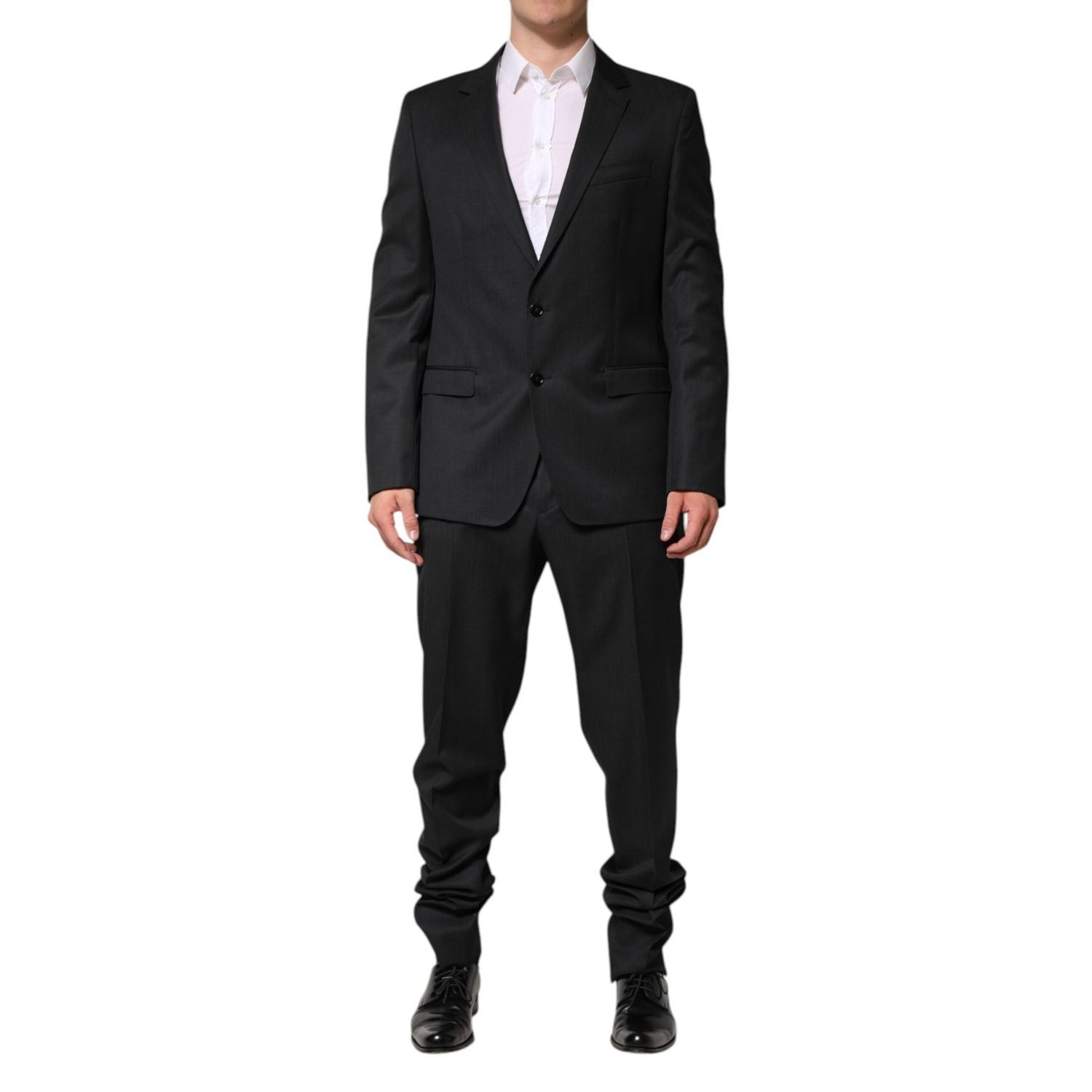 Front view with bag zipped and handles upright.